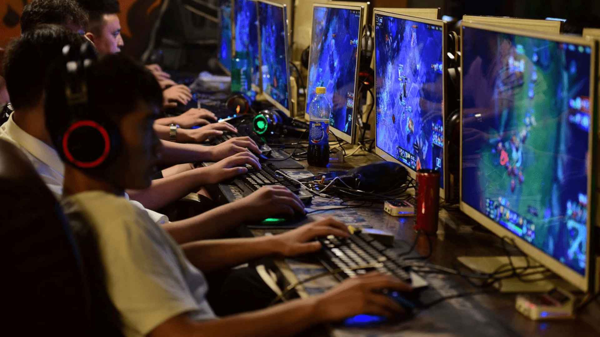 How Software Performance Can Influence Table Interaction